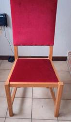 6 prachtige stoelen, volle eik en rode fluweelstof, perf. Ok, Huis en Inrichting, Ophalen