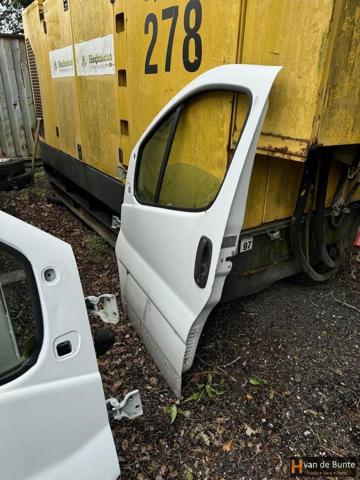 Voor Deur links rechts Opel Vivaro Renault Trafic 125.- Per, Auto-onderdelen, Carrosserie, Deur, Opel, Gebruikt, Ophalen