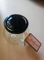 Glazen potjes, Enlèvement