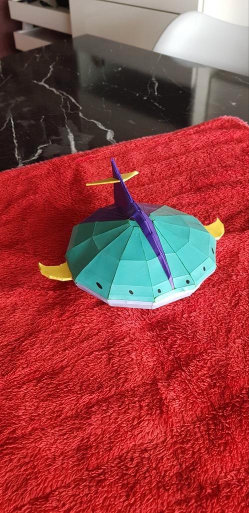 Figurines papercraft vaisseaux ennemi goldorak, Verzamelen, Beelden en Beeldjes, Zo goed als nieuw, Ophalen of Verzenden