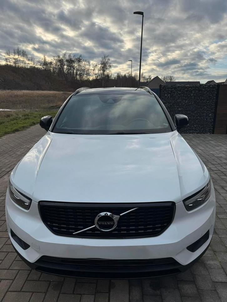Volvo xc40 r design, Auto's, Volvo, Particulier, XC40, Elektrische buitenspiegels, Diesel, Automaat, Zwart, Zwart, Leder, Ophalen
