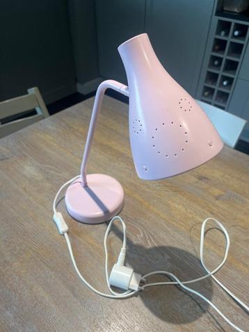 Bureaulamp beschikbaar voor biedingen