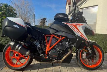 KTM 1290 GT Superduke in Nieuwstaat met amper ~8000 km  beschikbaar voor biedingen