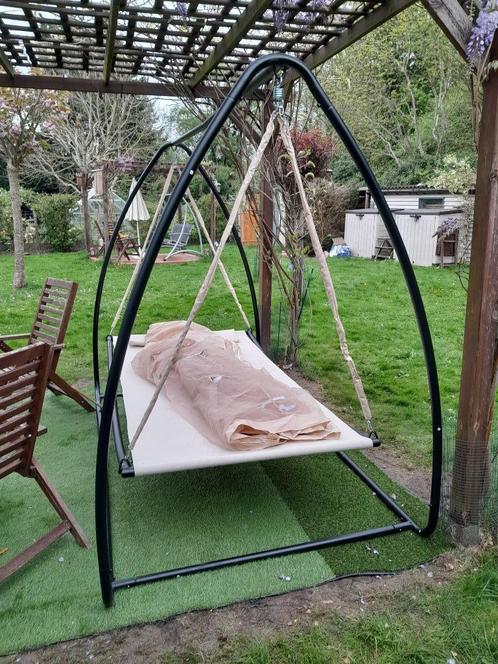 Hamac de jardin avec  toit en toile et moustiquaire, Tuin en Terras, Tuinmeubel-accessoires, Nieuw, Ophalen