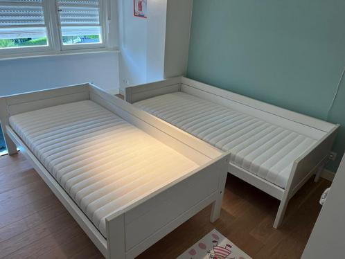 2 kinderbedden/ stapelbed, Huis en Inrichting, Slaapkamer | Complete slaapkamers, Zo goed als nieuw, Ophalen