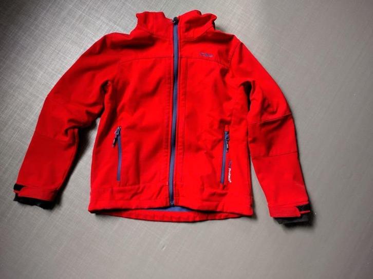 softshell jas, maat 140, Kinderen en Baby's, Kinderkleding | Maat 140, Gebruikt, Jongen of Meisje, Jas, Ophalen of Verzenden