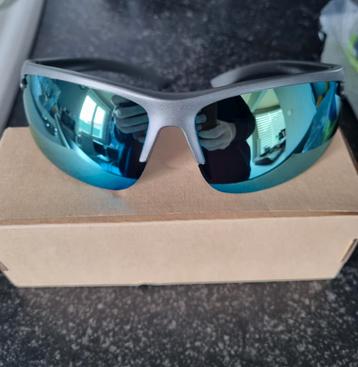 Zonnebrillen blauw uv400 nieuwe versies.
