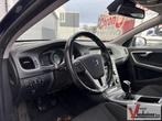 Volvo V60 2.0 D4 Momentum | Climate | Cruise | Navi | PDC |, Auto's, Blauw, Startonderbreker, Te koop, 99 g/km