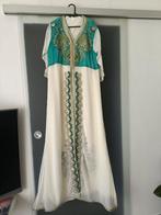 Mooie Marokkaanse jurk, Ophalen