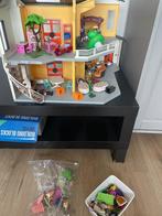 Groot Poppenhuis playmobil met veel accesoires, Kinderen en Baby's, Speelgoed | Playmobil, Ophalen
