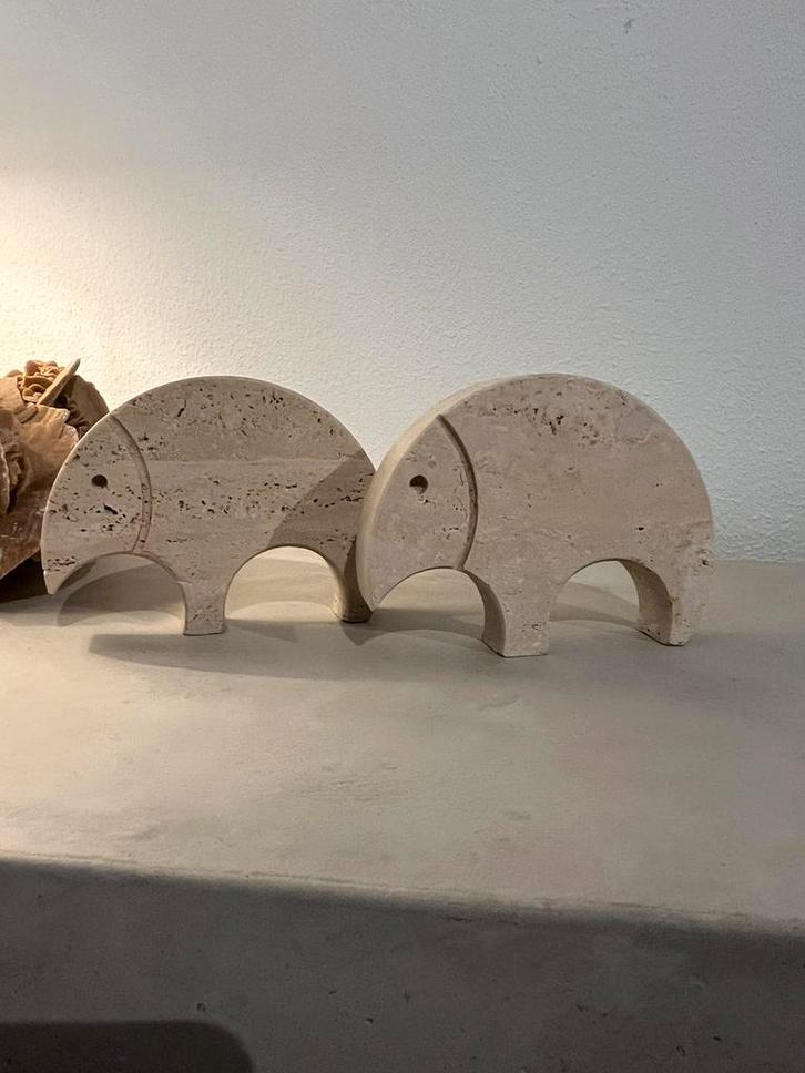 Travertin kandelaar tapir - Italiaans Jaren ‘70, Huis en Inrichting, Woonaccessoires | Kandelaars en Kaarsen, Zo goed als nieuw