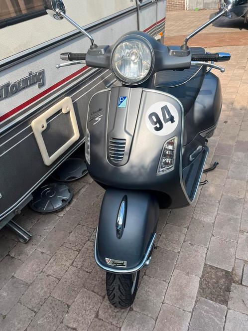 Vespa gts 300, Motoren, Motoren | Piaggio, Particulier, Scooter, Ophalen