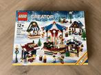 Lego 10235 - Winter Village Market - Nieuw / Sealed, Enlèvement ou Envoi, Neuf, Ensemble complet, Lego