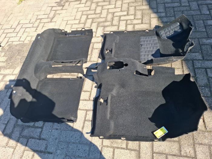 Vloerbedekking van een Volkswagen Golf, Auto-onderdelen, Interieur en Bekleding, Volkswagen, Gebruikt, 3 maanden garantie, Ophalen of Verzenden