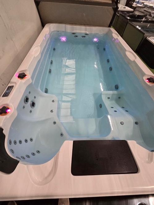 🏊‍♂️‍️10 persoons Balboa zwemspa‍️ 🏊‍♂️400 x 230 x130, Tuin en Terras, Bubbelbaden en Hottubs, Gebruikt, Filter, Ophalen of Verzenden