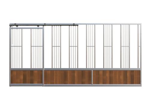 Voerwand + schuifdeur | 7 paarden | Groepsstal | Voorraad, Dieren en Toebehoren, Stalling en Weidegang, Opfok, Stalling, Weidegang