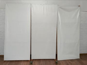 Paravan, Enlèvement, Comme neuf