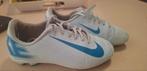 Nike maat 35, Sport en Fitness, Voetbal, Ophalen, Gebruikt