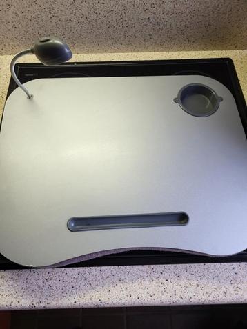 Laptopkussen beschikbaar voor biedingen