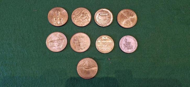 9 verzamelstukken, Verzamelen, Dierenverzamelingen, Gebruikt, Overige typen, Verzenden