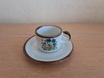 Petite tasse et sous-tasse en grès, Ophalen, Zo goed als nieuw