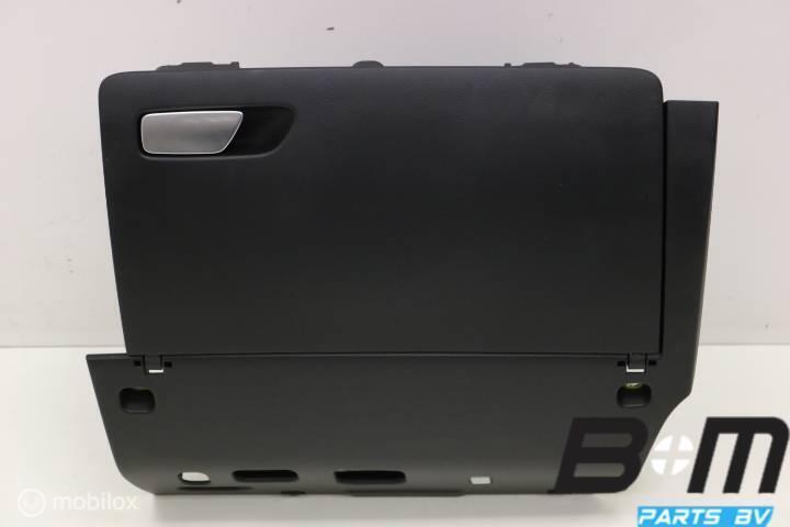 Dashboardkastje Audi A3 8V Sedan, Auto-onderdelen, Dashboard en Schakelaars, Gebruikt