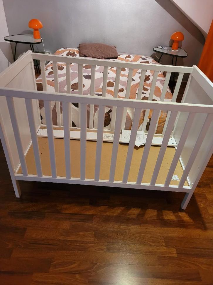 Uitbreidbaar babybed als nieuw, Kinderen en Baby's, Kinderkamer | Bedden, Zo goed als nieuw, Minder dan 140 cm, Minder dan 70 cm