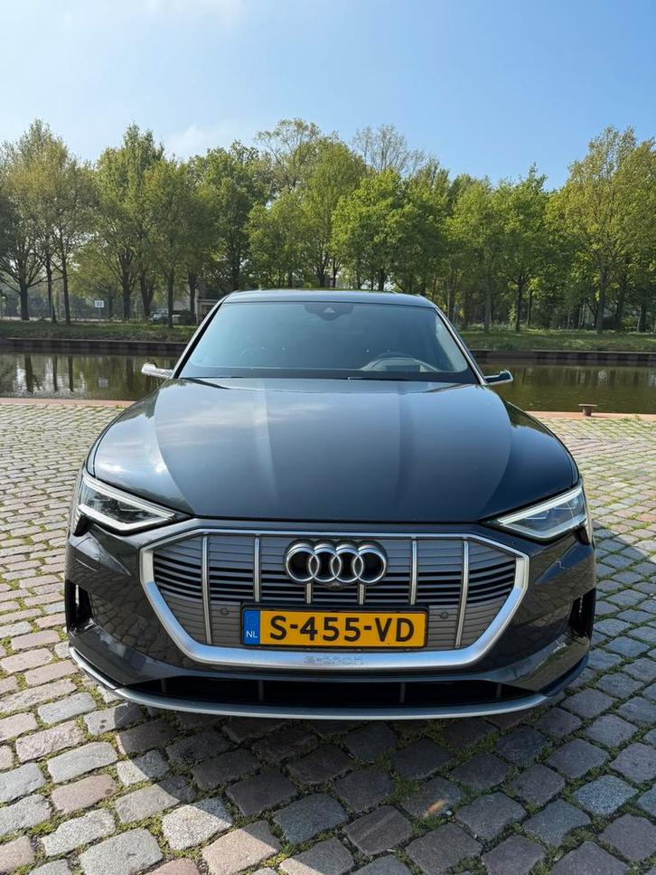 Audi e-tron advanced Quattro S van 2019 met lichte schade, Autos, Audi, Particulier, e-tron, Caméra 360°, 4x4, ABS, Caméra de recul