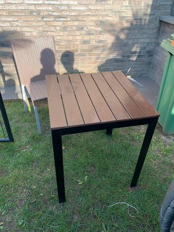 Tuinterras tafels en stoelen  beschikbaar voor biedingen