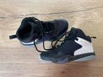 Basketbalschoenen Decathlon maat 34, Sport en Fitness, Basketbal, Ophalen, Gebruikt