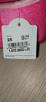 Te koop nog nieuwe pantoffels meisjes nieuwe prijs 9,99 nu 5, Kinderen en Baby's, Babykleding | Schoentjes en Sokjes, Ophalen