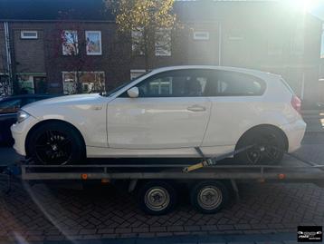 Alle onderdelen Bmw E81 E82 E87 E88 LCI bi xenon alpinweiss  beschikbaar voor biedingen