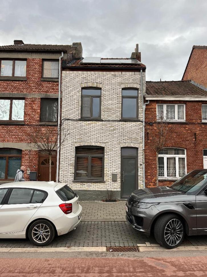 Arbeiderswoning te huur EPC-C 3 slaapkamers en zonnepanelen, Immo, Huizen te huur, Hasselt, Tussenwoning, Direct bij eigenaar