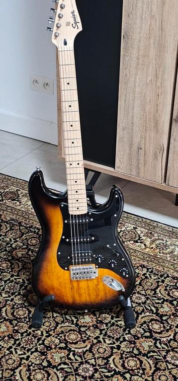 Guitare Squier LTD Sonic Strat HSS 2TSB, Enlèvement, Comme neuf, Solid body, Fender