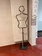 Pop /staander op kleding op te hangen, Utilisé, Métal, Portemanteau sur pied, 150 à 200 cm