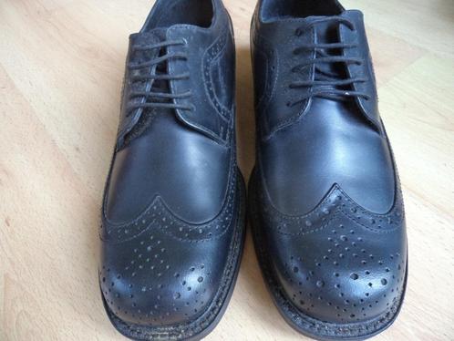 Chaussures homme cuir noir neuves pointure 43, Kleding | Heren, Schoenen, Nieuw, Veterschoenen, Zwart, Ophalen
