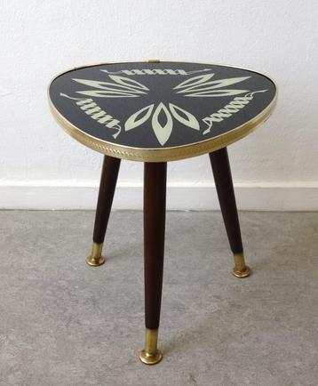 Vintage bijzettafel niertafel Rockabilly tafel Fifties beschikbaar voor biedingen