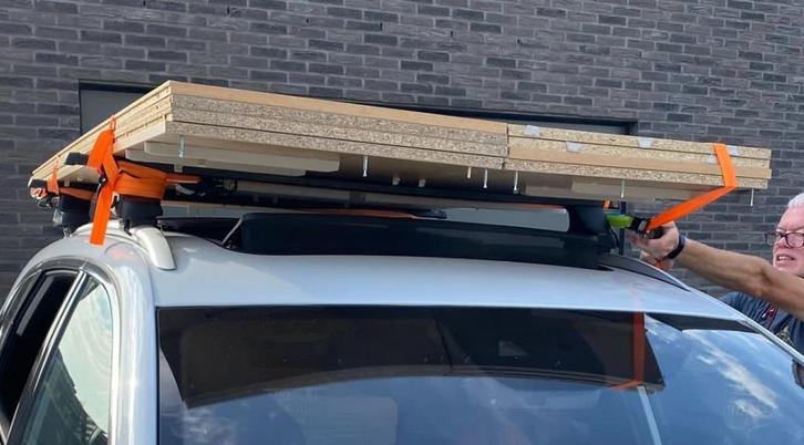 thule bagagedrager 2 stuks past ook op dakrails !, Auto diversen, Dakdragers, Zo goed als nieuw, Ophalen of Verzenden