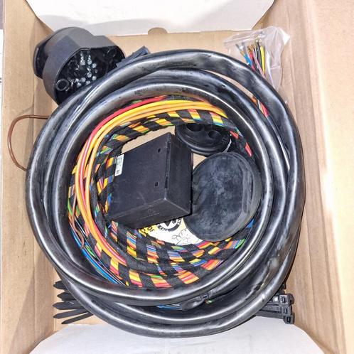 Trekhaak kabelset 13 polig AU046D1  nieuw Audi VW Seat Skoda, Auto-onderdelen, Elektronica en Kabels, Nieuw, Ophalen of Verzenden