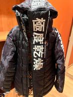 Japan edition Snow donsjack Superdry XL nieuw !, Kleding | Heren, Wintersportkleding, Nieuw, Ophalen of Verzenden