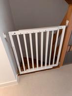 Wit houten traphekje Childhome, Kinderen en Baby's, Traphekjes, Ophalen, 100 tot 115 cm, Zo goed als nieuw, Schroefhekje