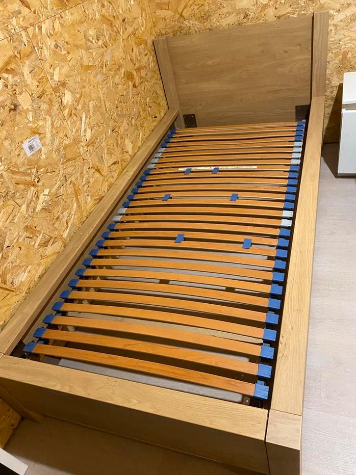 Slaapkamer, Huis en Inrichting, Slaapkamer | Bedden, Zo goed als nieuw, Ophalen