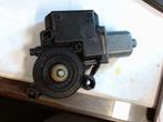 Moteur lève vitre avant gauche VW Polo 5 2009-2014 LP/14687, Ophalen, Gebruikt
