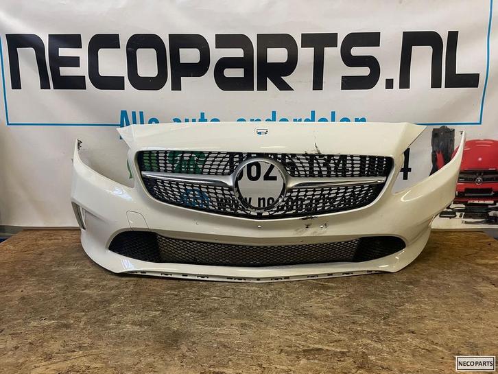 A KLASSE W176 FACELIFT VOORBUMPER ORIGINEEL ALLES LEVERBAAR, Auto-onderdelen, Carrosserie, Spatbord, Mercedes-Benz, Gebruikt, Ophalen of Verzenden