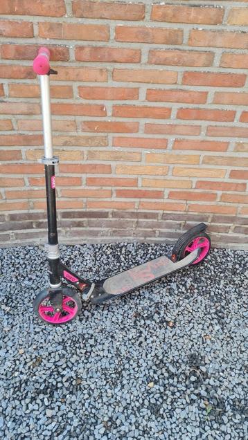 Trotinnette Oxelo pliable beschikbaar voor biedingen
