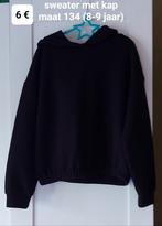 Sweater met kap maat 134 (8-9 jaar), Ophalen of Verzenden, Zo goed als nieuw