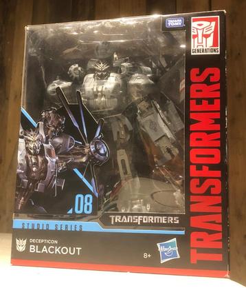 Transformers Studio Series 8 Blackout