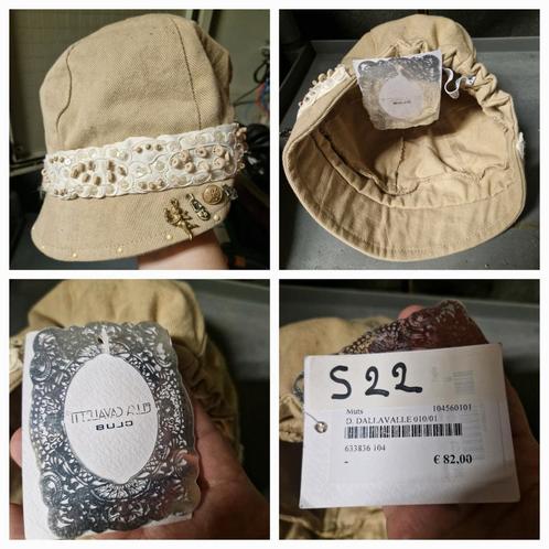 Nieuwe muts Elisa cavaletti club €10, Kleding | Dames, Hoeden en Petten, Zo goed als nieuw, Ophalen of Verzenden