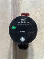 Circulateur chauffage Grundfos Alpha2L, Doe-het-zelf en Bouw, Ophalen, Gebruikt, Minder dan 30 cm, Overige typen