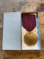 Medaille vrijwilligers 1940-1945, Verzamelen, Verzenden